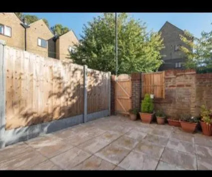 Rainbow Quays Apartment London Exterior photo